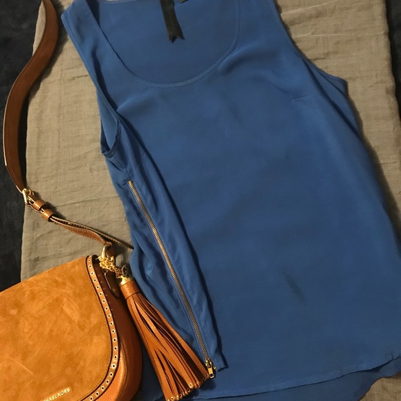 Side Zipper Tank - Petticoat Alley - Picture 5 of 5